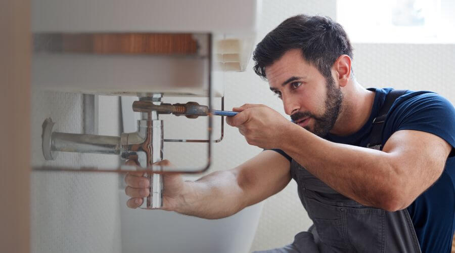 Faucet repair for sink in West Van Lear, KY